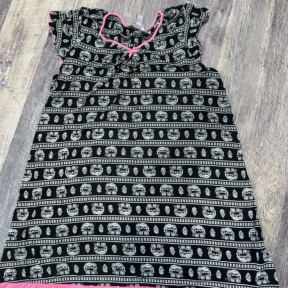 Secret Treasures Black Nightgown with White Elephant Print and Pink Trim - Picture 1 of 2
